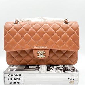 Chanel 22S Caramel Classic Flap in Medium